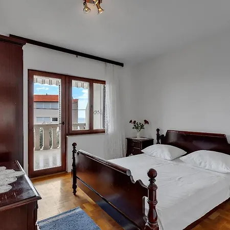 Apartment Tihomir Musac *