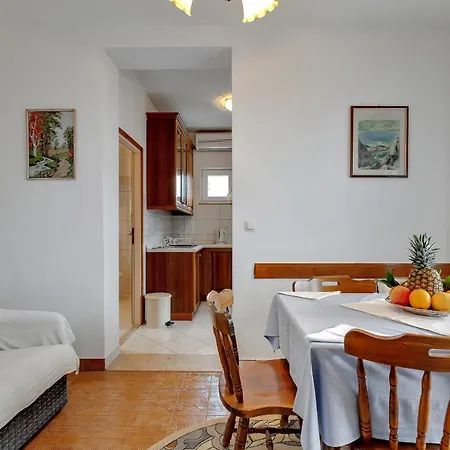 Apartman Tihomir Musac *