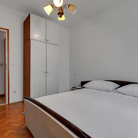 Apartman Tihomir Musac *