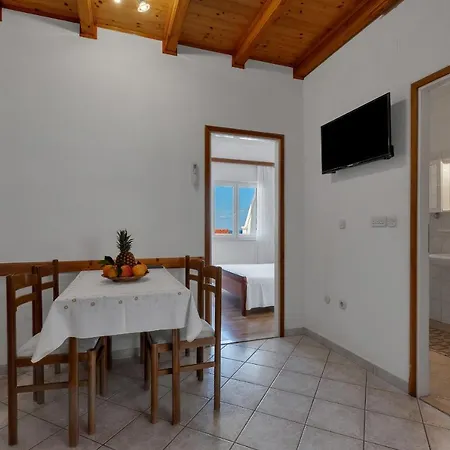 Apartman Tihomir Musac *