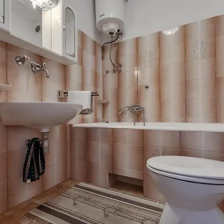 Apartment Tihomir Musac Omis
