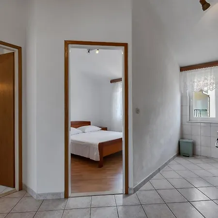Apartman Tihomir Musac Omis